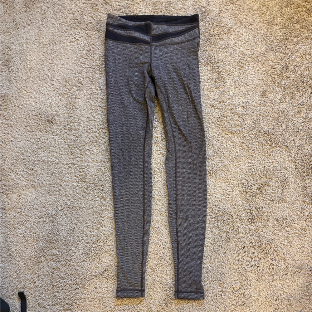 Lululemon Athletica Charcoal Gray Leggings